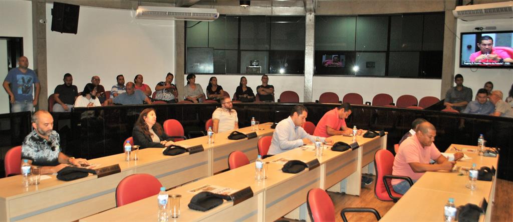 Câmara recebe secretário de Finanças, Planejamento e Desenvolvimento Econômico