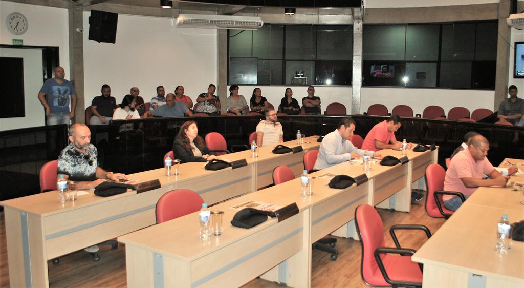Audiência com secretário de Saúde decepciona vereadores