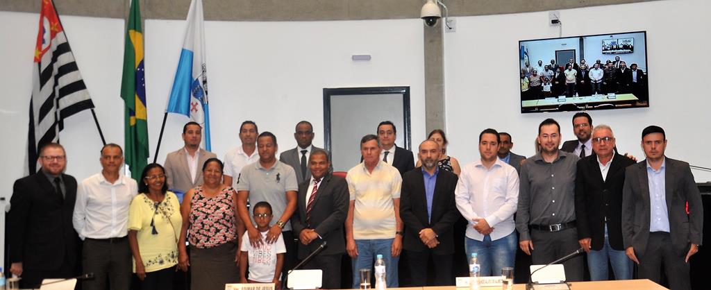 Instituto Gol de Placa Arujá 10 recebe Moção de Parabenização