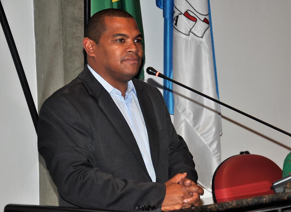Pastor Edimar de Jesus reforça pedido para sinalização em lagoa da Penhinha