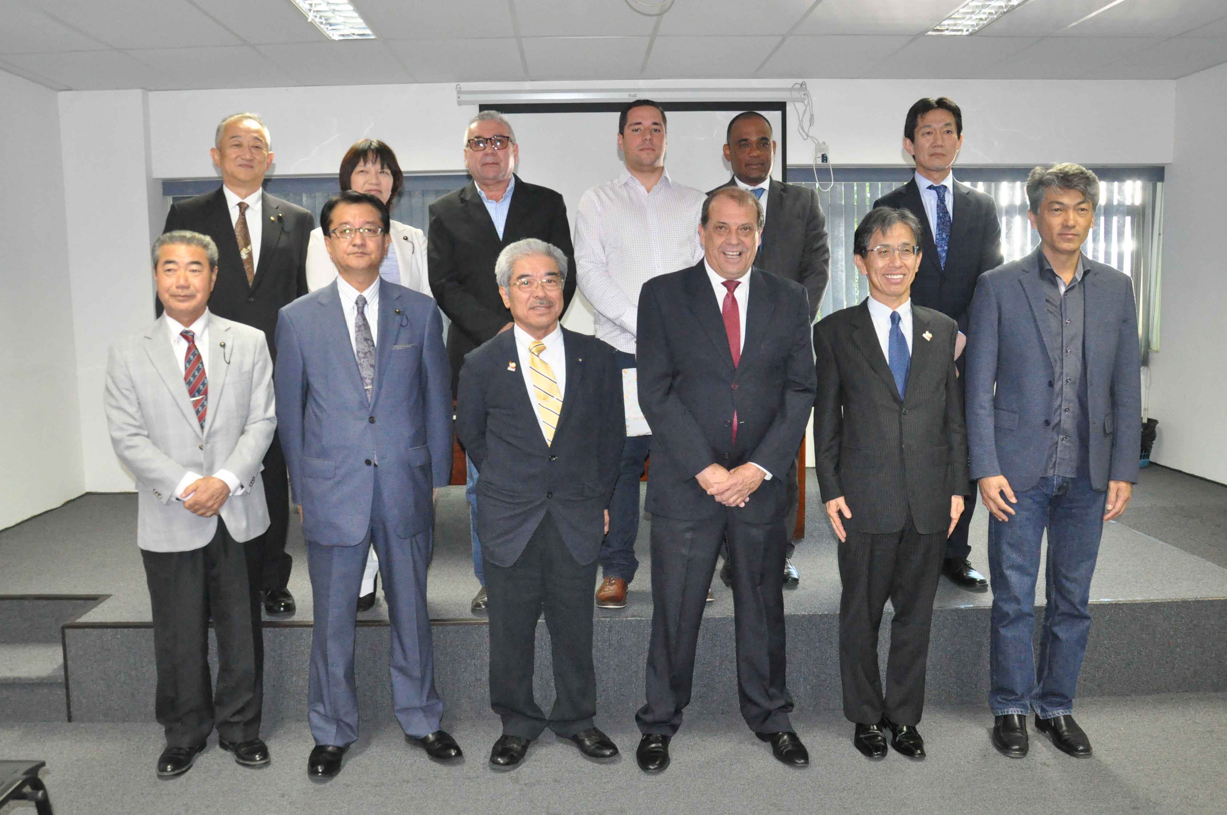Vereadores recepcionam autoridades japonesas em Arujá