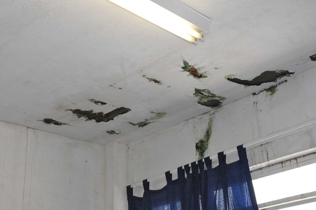 Comissão de Educação constata diversos problemas em vistoria a escolas do Barreto e Residencial