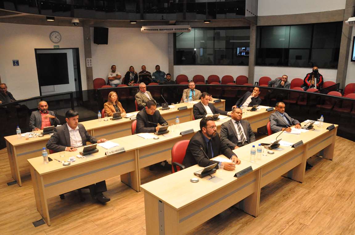 Câmara rejeita abertura de Comissão Processante contra o prefeito
