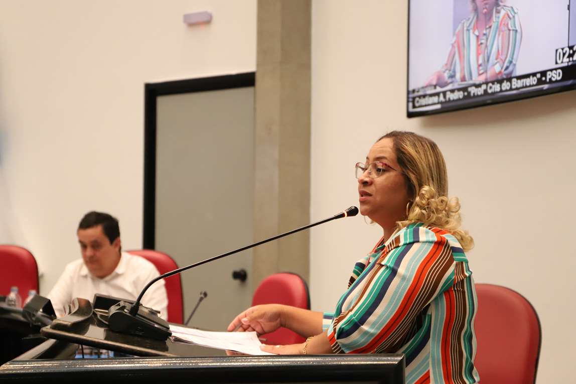 Câmara rejeita veto do prefeito e gestantes terão vaga reservada em estacionamentos