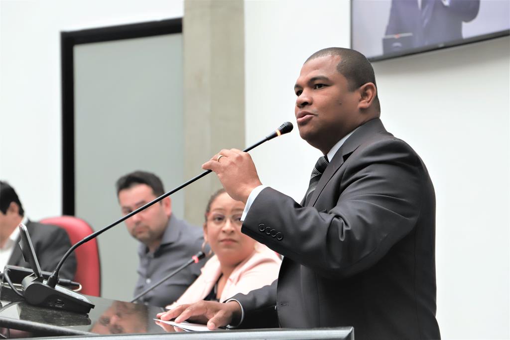 Pastor Edimar de Jesus reivindica melhorias para o bairro São Domingos