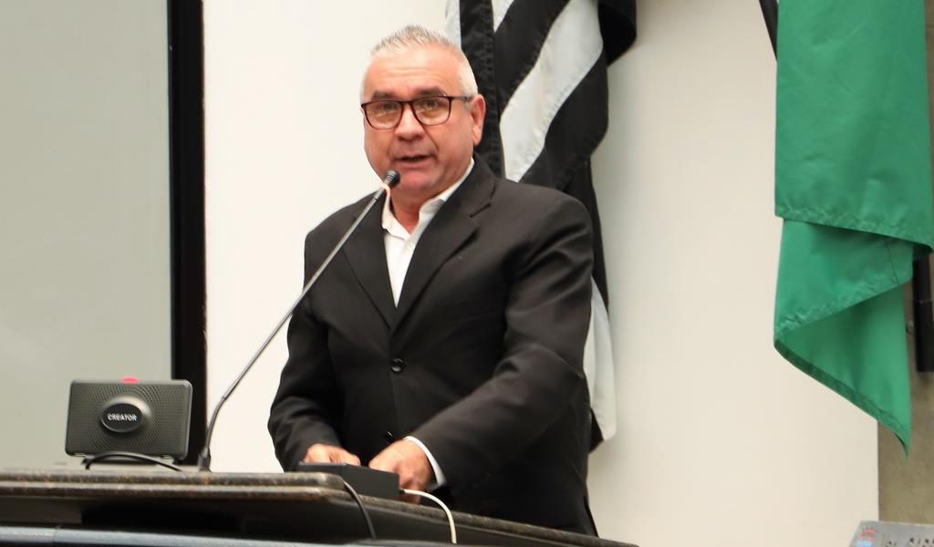 Reynaldinho cobra da Prefeitura execução de serviços de manutenção