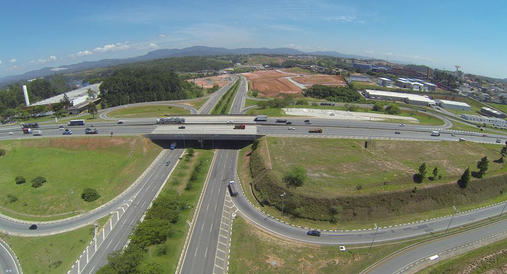 Prefeitura descarta temporariamente instalação de placa indicativa no km 199 da Dutra