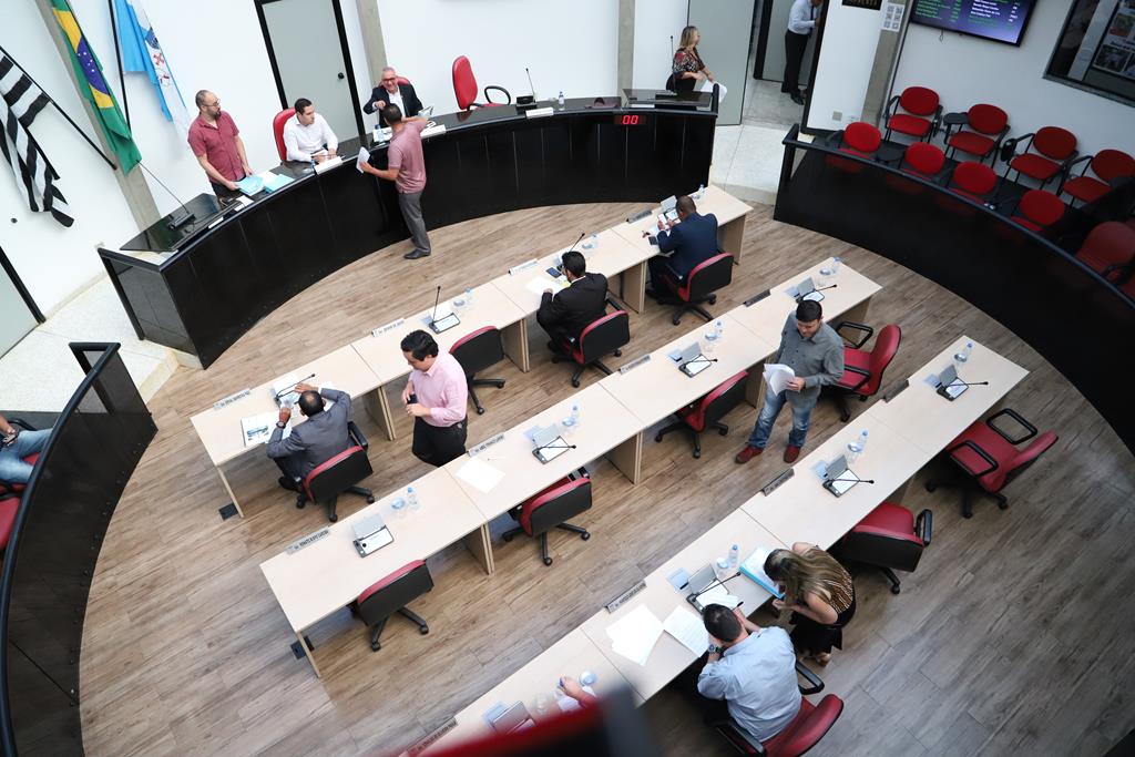 Agora é Lei: Legislativo amplia isenção de IPTU para idosos, aposentados e pensionistas