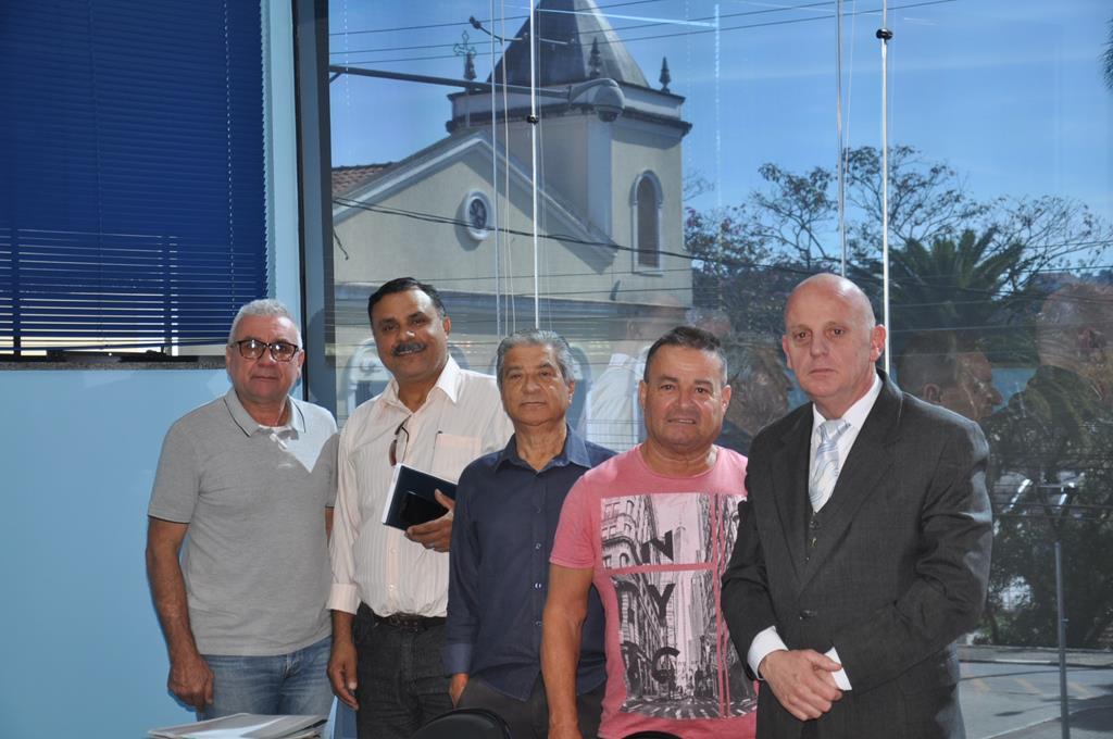 Reynaldinho recebe moradores do Nova Arujá e Jordanópolis para discutir segurança pública
