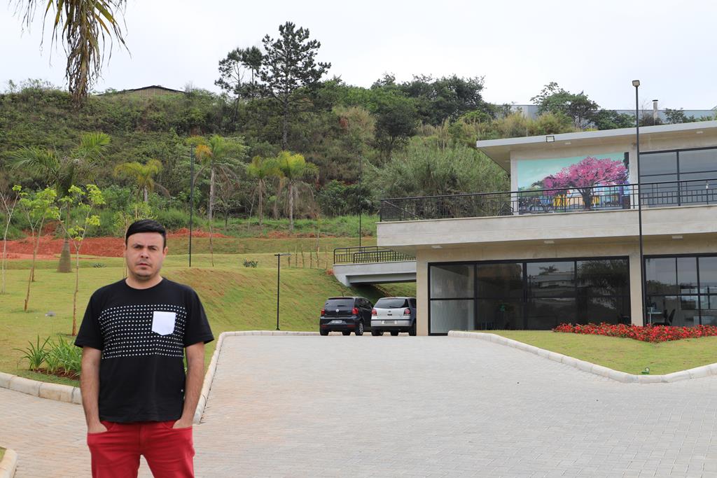 Maiolino vistoria obras do Parque Ecológico no Jardim Fazenda Rincão