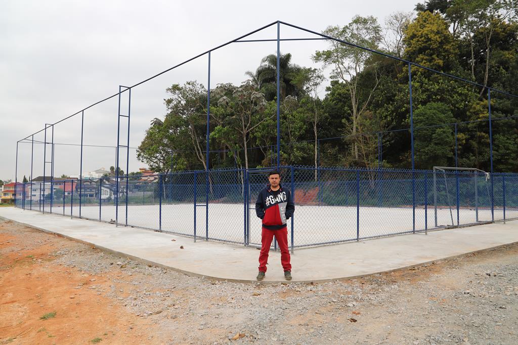 Maiolino vistoria complexo esportivo e recreativo no Parque Nossa Senhora do Carmo