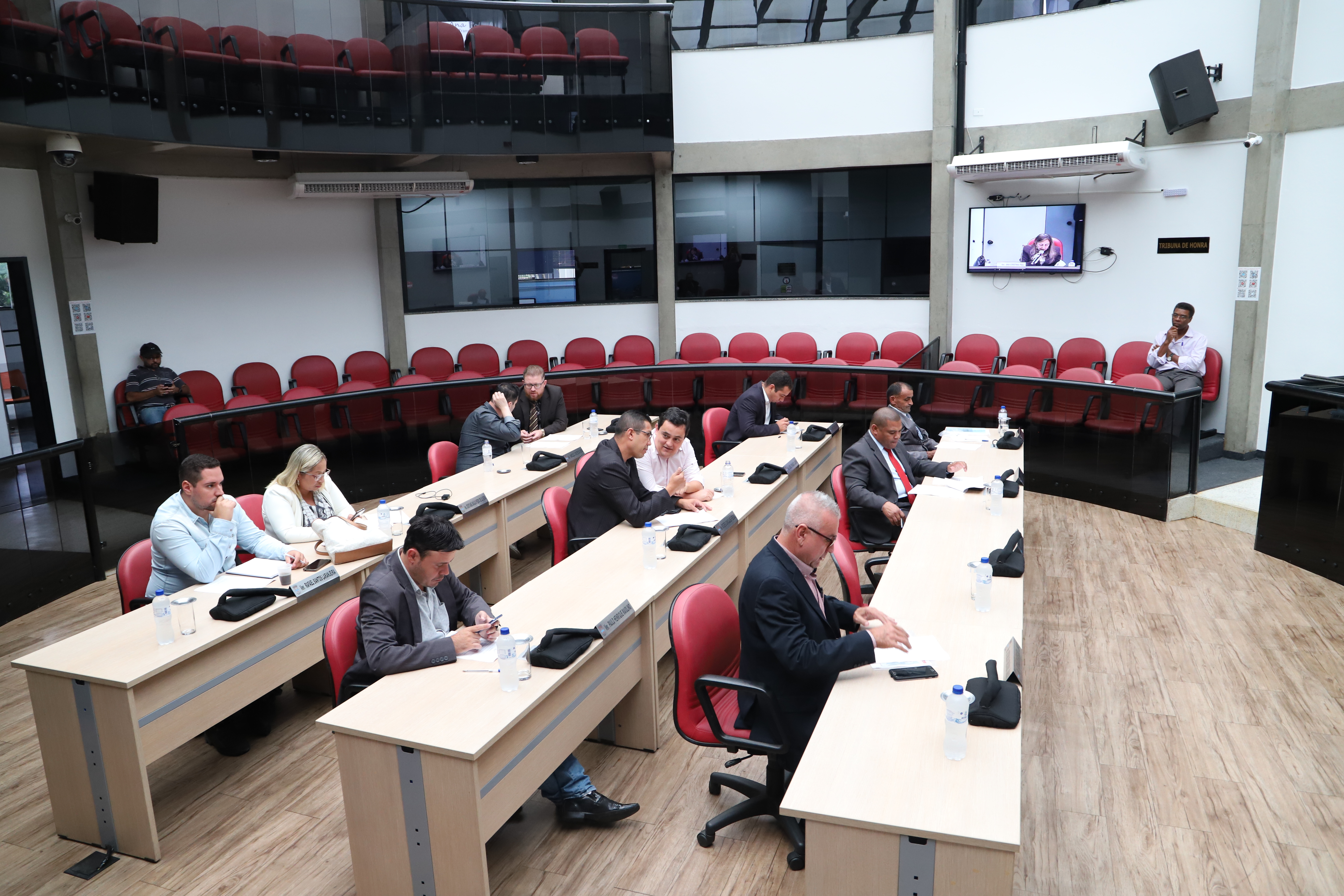 Resumo da Sessão: Pareceres das contas de 2017 do Executivo são lidos em Plenário