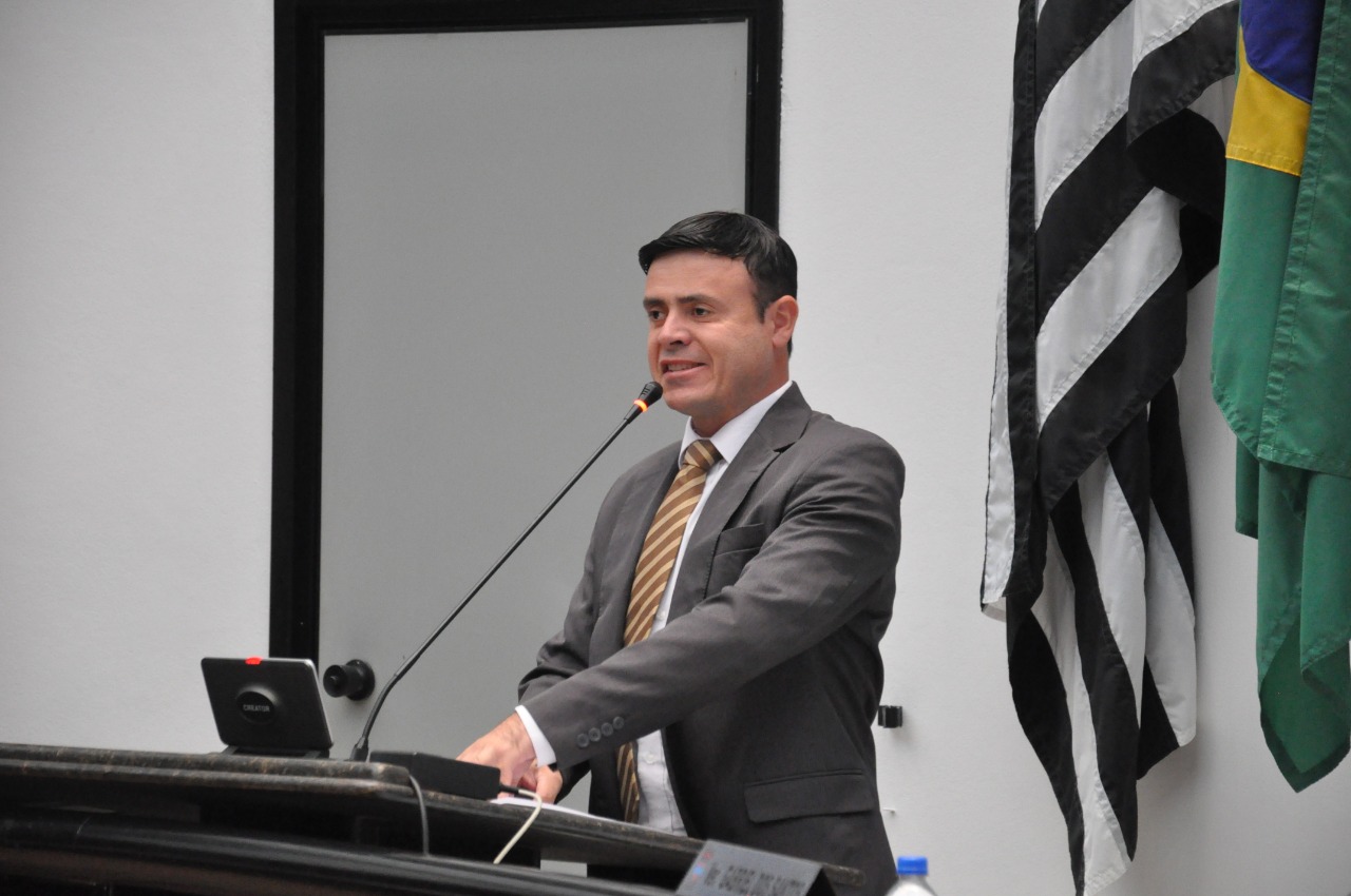 Maiolino pede agilidade ao prefeito na apresentação de proposta de demissão voluntária (PDV)